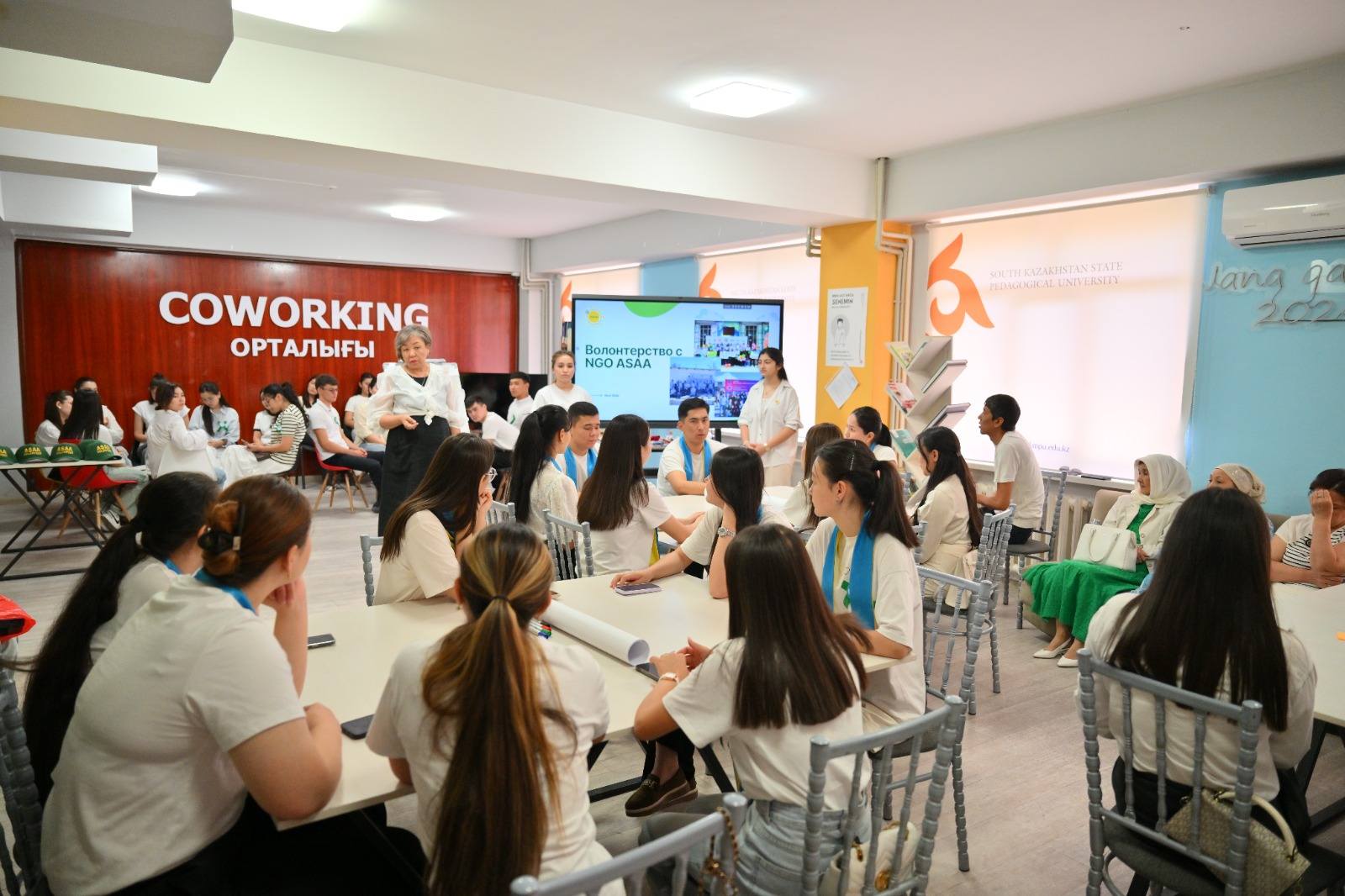 Жасыл көшбасшылар: Жастар әлемді қалай өзгерте алады?