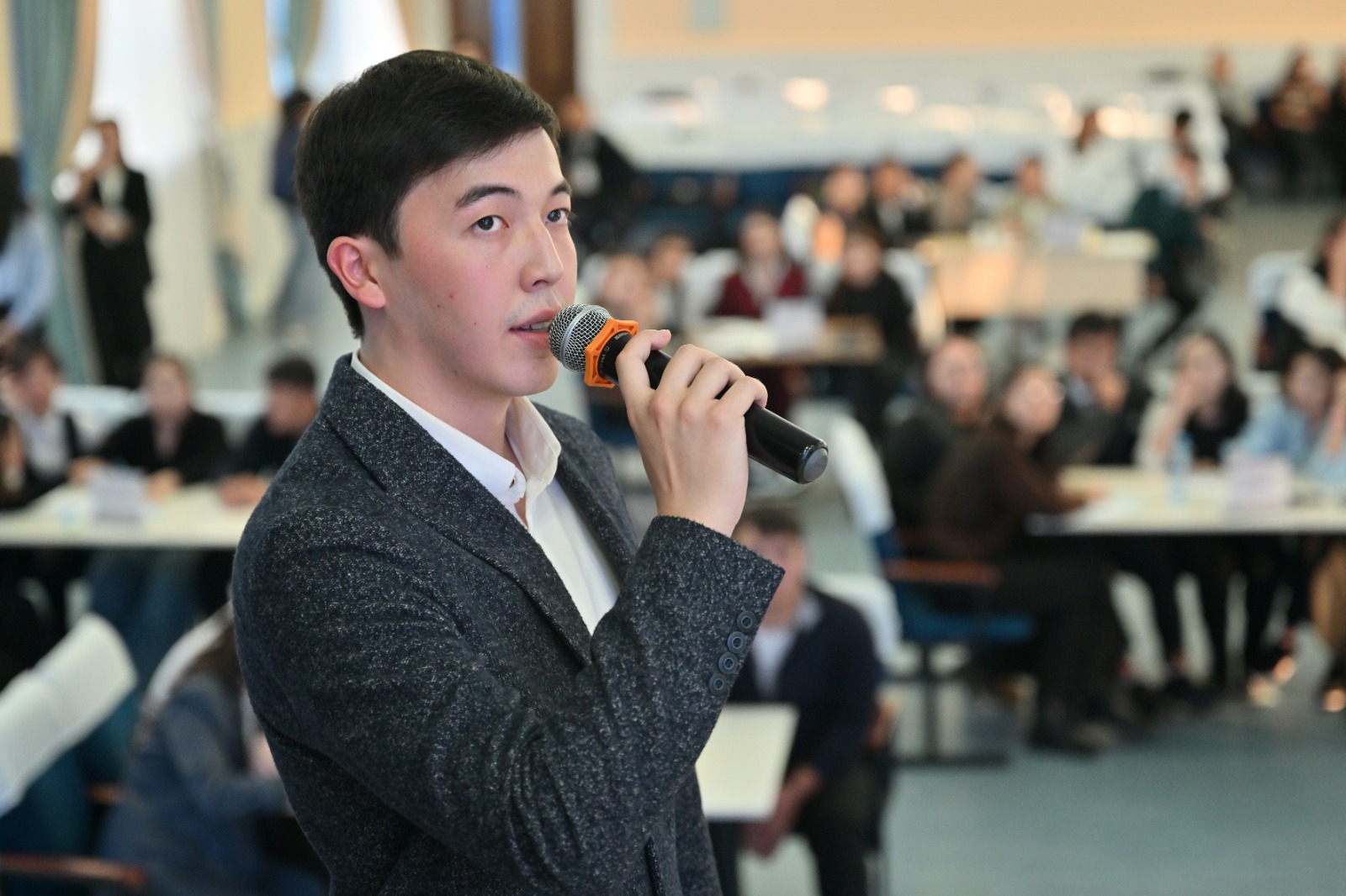 Студенттер арасында “Ой қазан” зияткерлік сайысы өтті