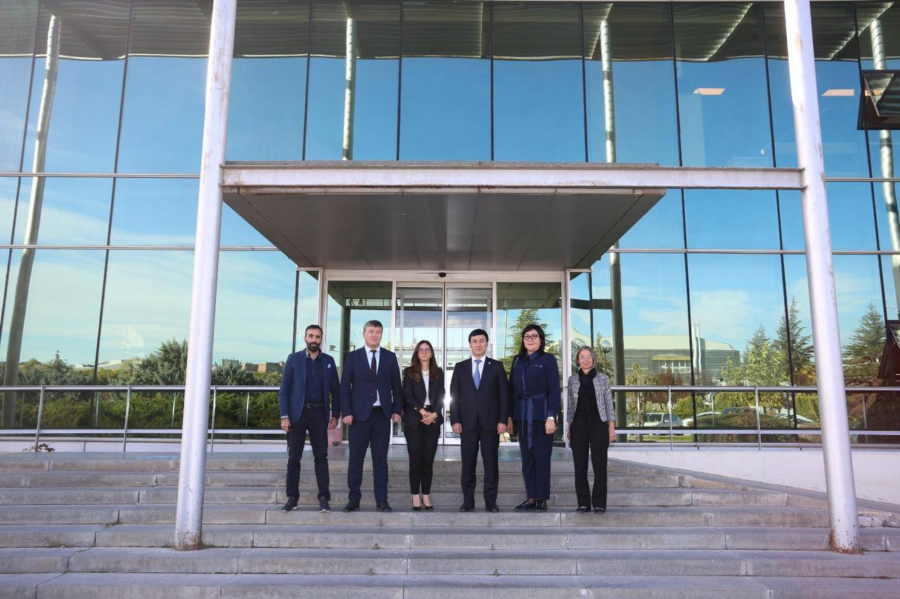 ZHANIBEKOV UNIVERSITY ДЕЛЕГАЦИЯСЫ ODTU TEKNOKENT ЖҰМЫСЫМЕН ТАНЫСТЫ