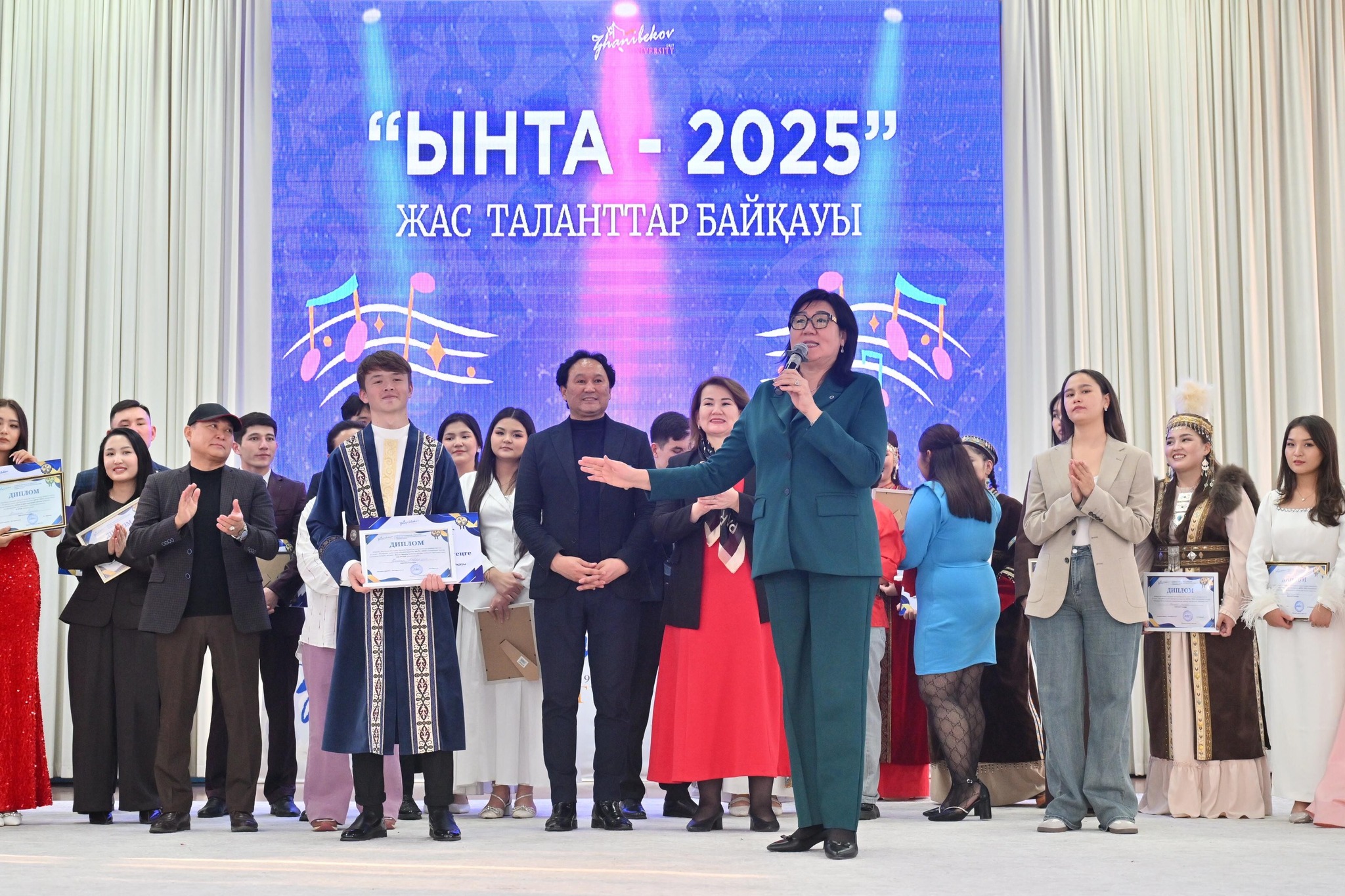 БАС ЖҮЛДЕ — СҰЛТАН АЙТЖАНДА!