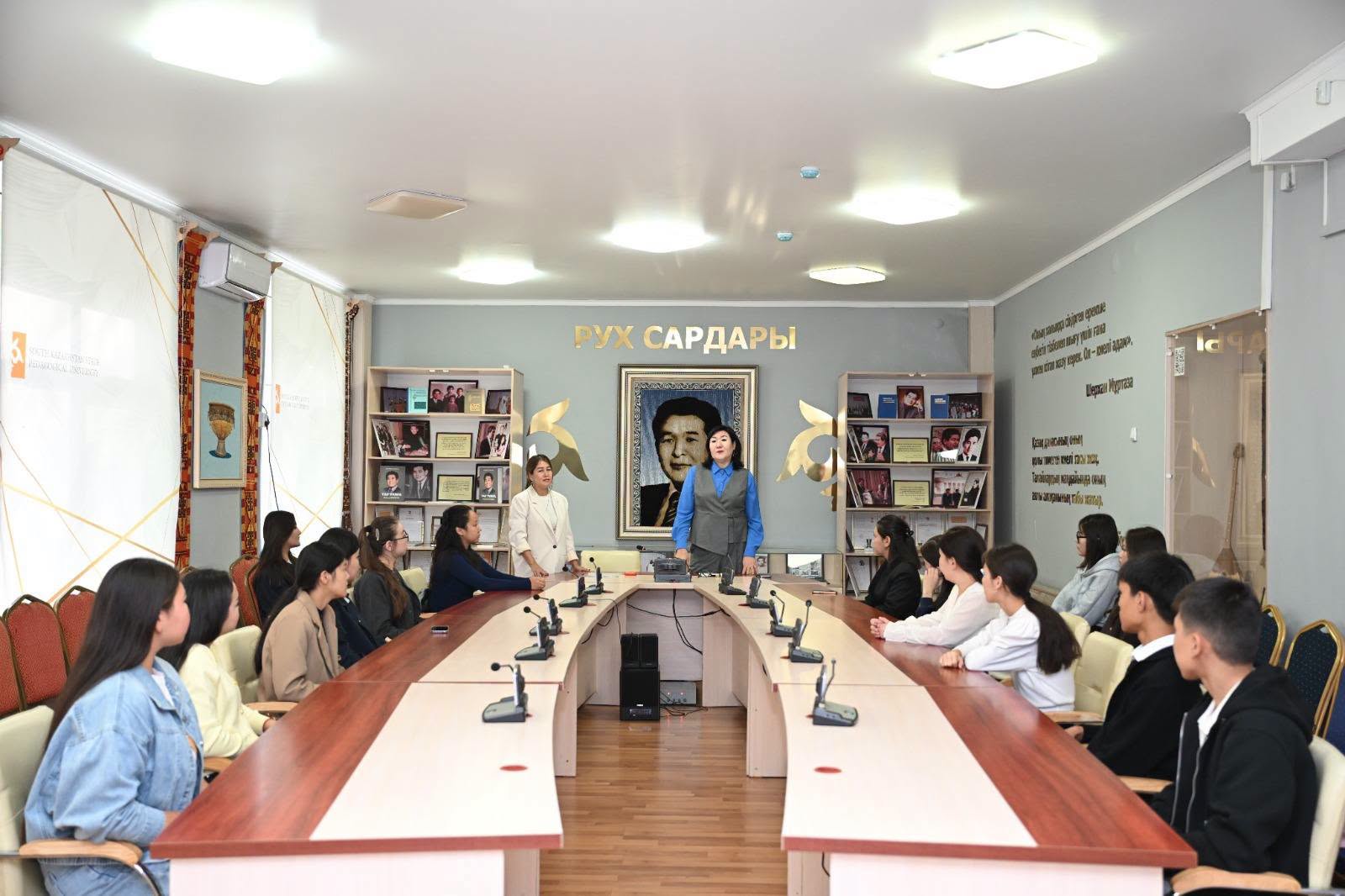 ДАЙЫНДЫҚ БӨЛІМІНІҢ ЖАҢА ТЫҢДАУШЫЛАРЫНА АЛҒАШҚЫ САБАҚ БАСТАЛДЫ