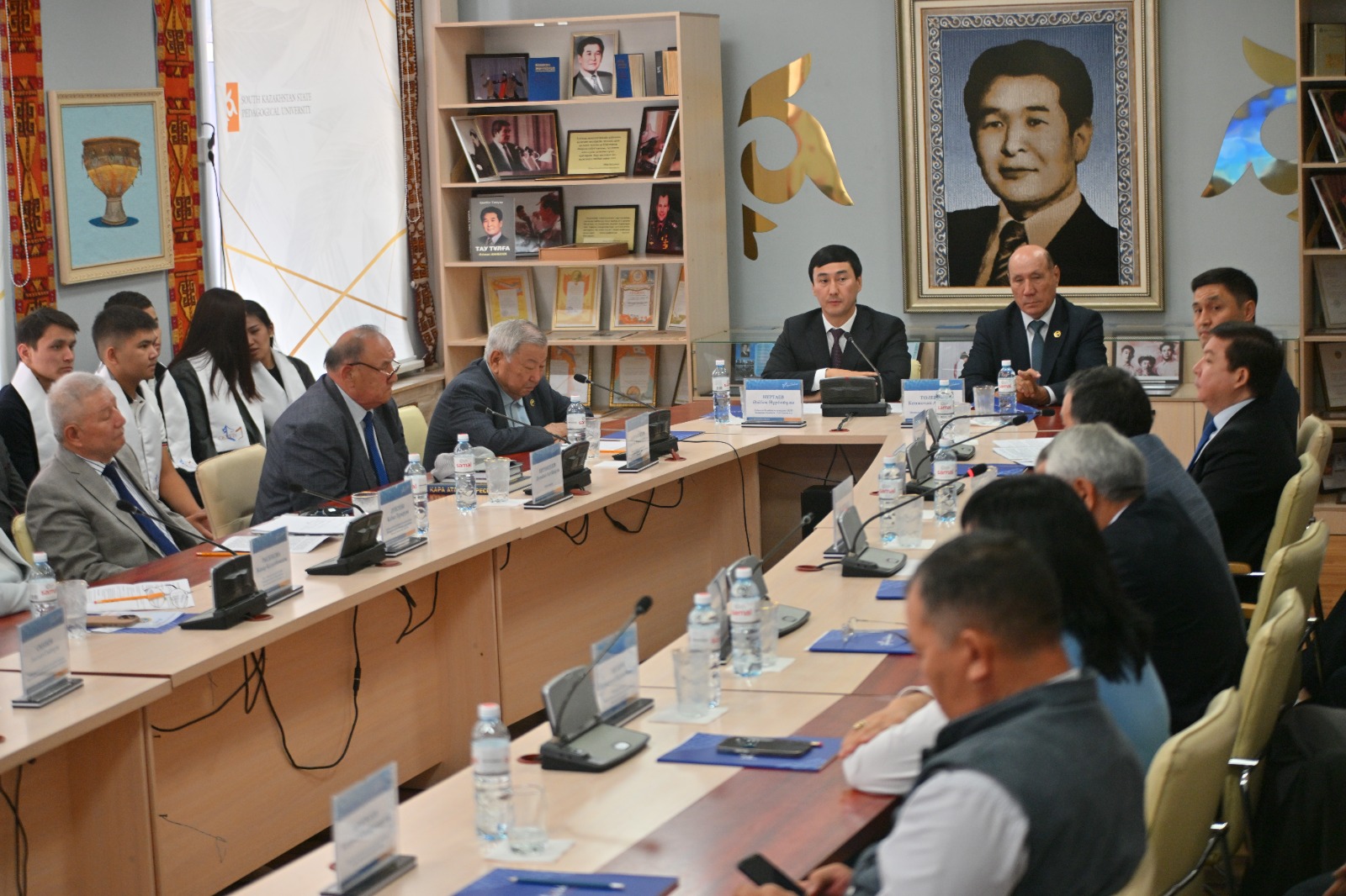 Өзбекәлі Жәнібеков атындағы ОҚПУ-да ҚР Конституциясының 30 жыл толуына орай   «Ата заң - елдігімнің кепілі» атты «дөңгелек үстел» өтті.